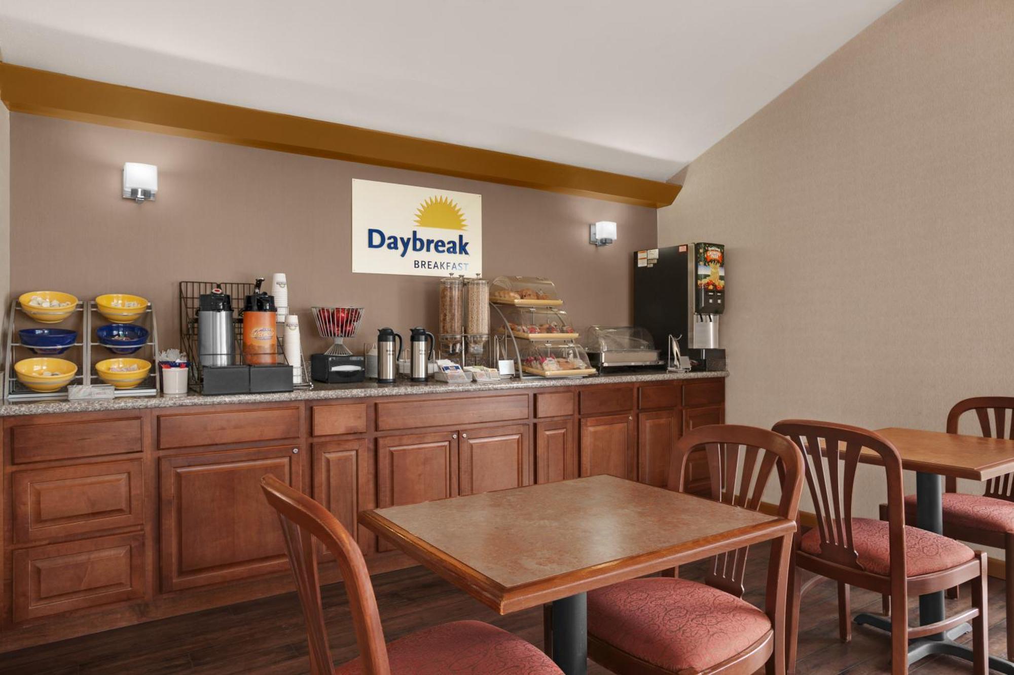 Days Inn By Wyndham Middletown New Hampton Exteriér fotografie